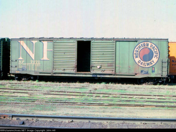 70009 1969 Cascade Green repaint 8' NP Shad. + 8' NPR Monad, Brainerd built  50' XM 15-0 Double-slider centered